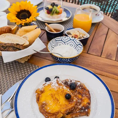 The Pearl - Отель типа 