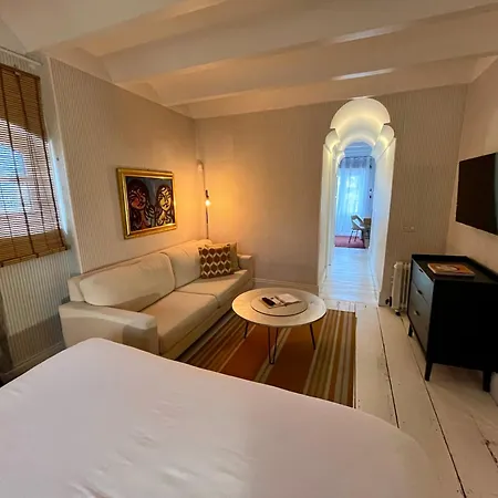 The Pearl -