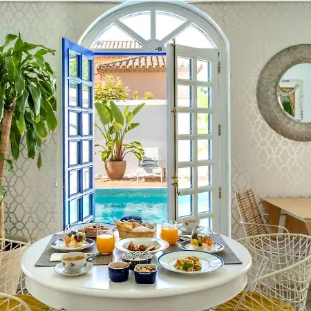 Alojamento de Acomodação e Pequeno-almoço The Pearl - 4*